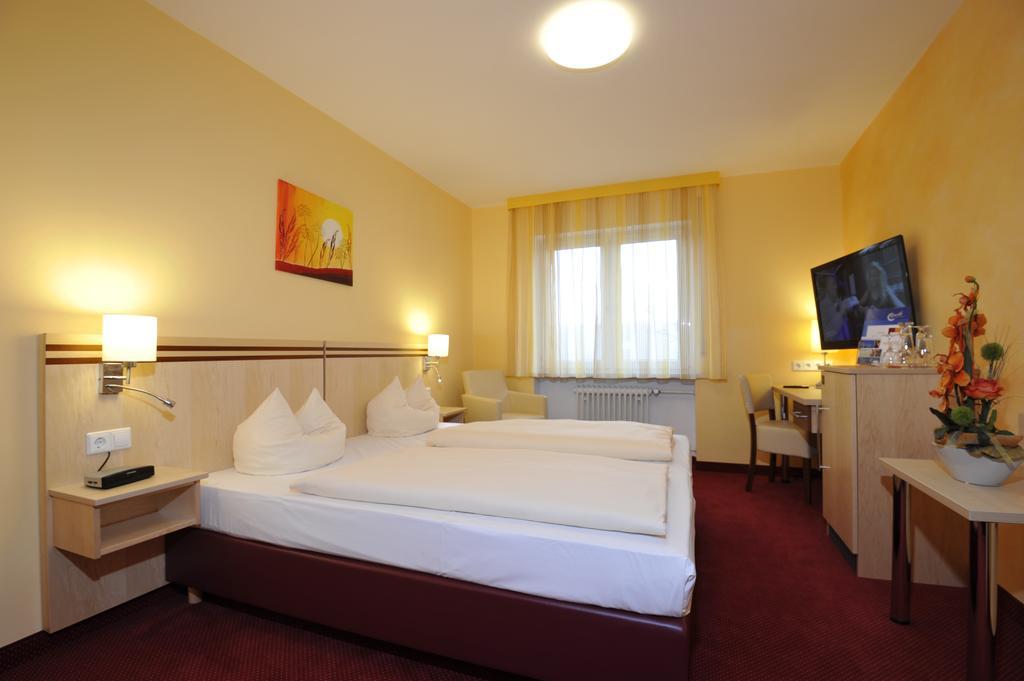 Hotel Apollo Garni Ρέγκενσμπουργκ Εξωτερικό φωτογραφία