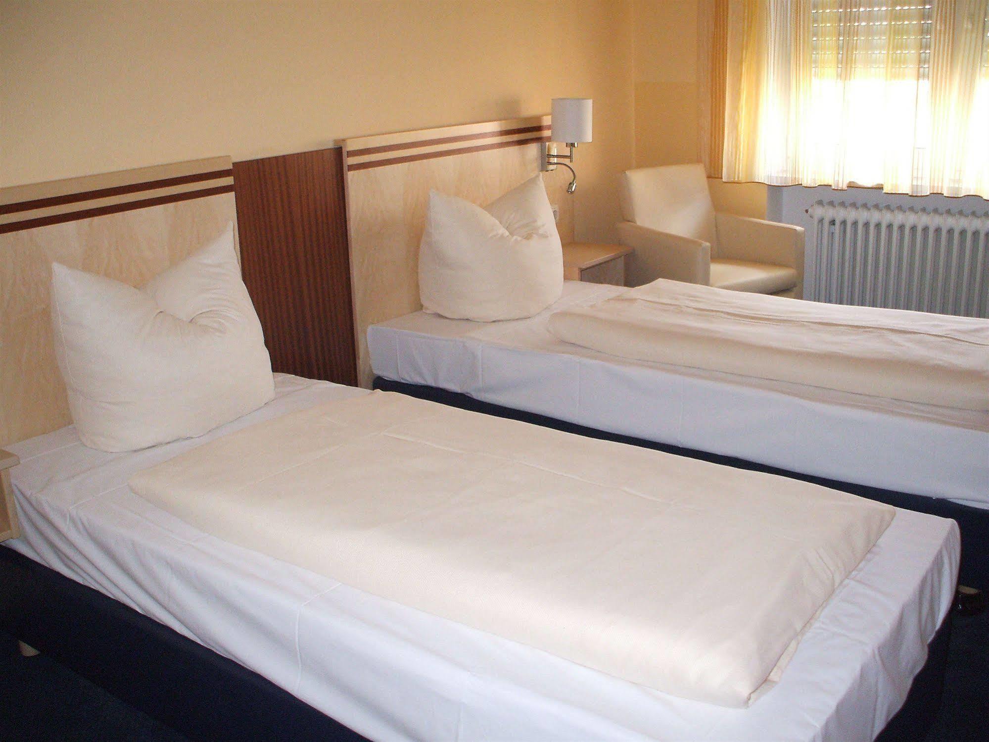Hotel Apollo Garni Ρέγκενσμπουργκ Εξωτερικό φωτογραφία